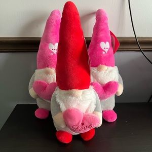 New Set of 3 Love Gnomes